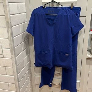 Figs Medium Royal Blue Set